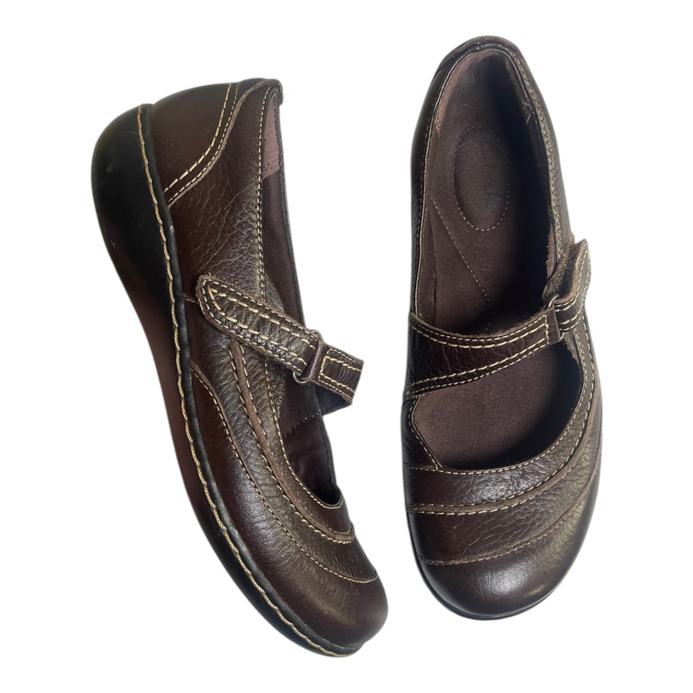 Clarks Bendable Mary Jane Shoes Size 8 Brown Leather Loafer Flat